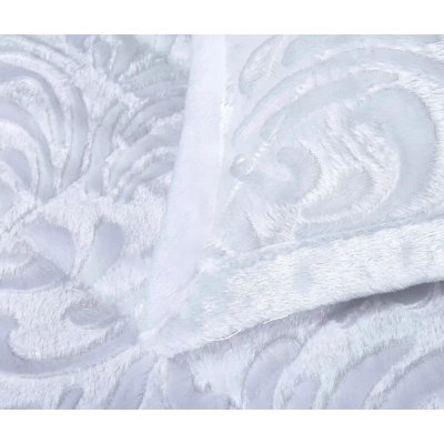 Bedspread with Pillow Shams Included