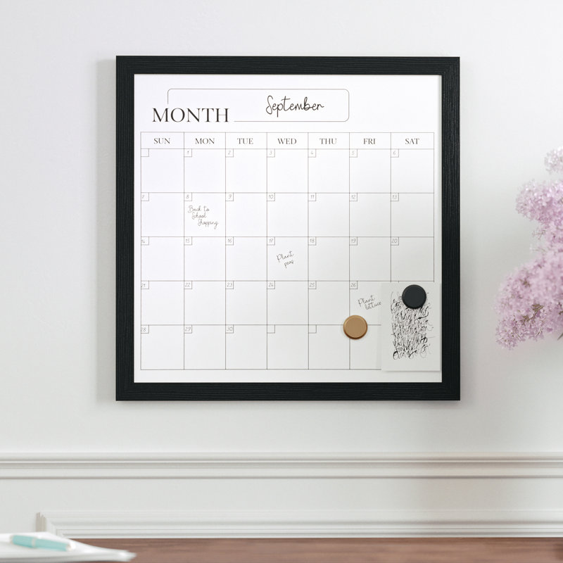 Calendrier mensuel magnétique effaçable à sec avec cadre en bois Martha Stewart Everette, Noir