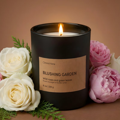  Bougie parfumée à la cire de soja - Bougies florales pour la maison parfumées avec des notes de rose, de magnolia et de bois de cèdre doux - Décoration raffinée et cadeau (jardin rosé, noir, 8 oz)