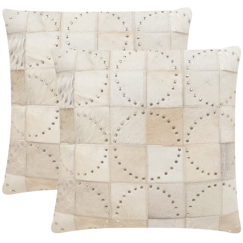 Coussin décoratif en cuir, 22" H x 22" W x 2" D