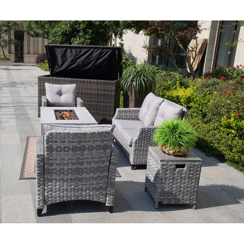 Ensemble de conversation en osier / rotin pour 4 personnes avec coussins Harnadar