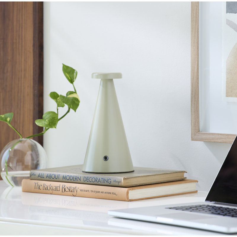 Henrietta Jialin Accent Table Lamp, Cream