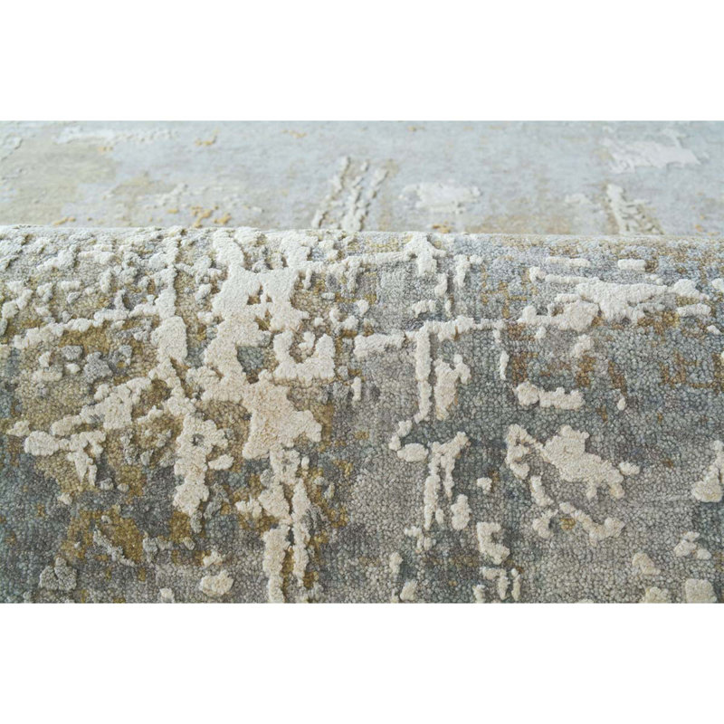 Handmade Silk and Wool Area Rug, Rectangle 4' x 6'