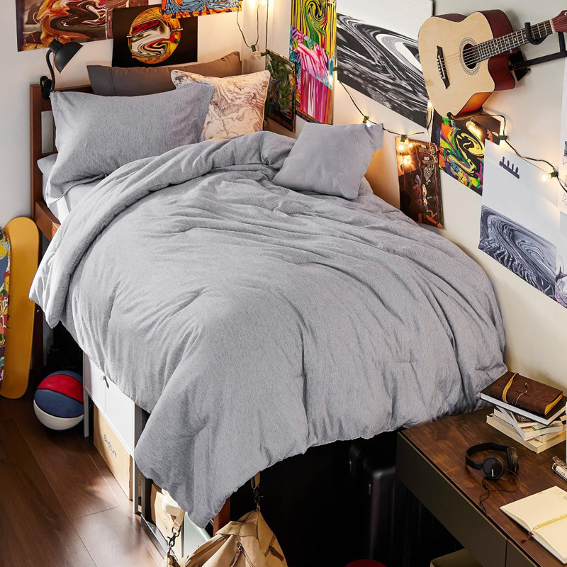 Bedsure Comforter Set - Soft Bedding for All Seasons, Cationic Dyed Bed Set, Gray, Twin Comforter + 1 Pillow Sham