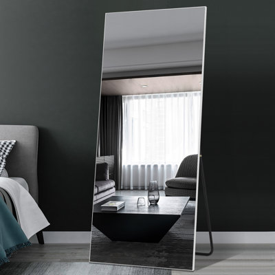 Metal Flat Mirror with Hooks