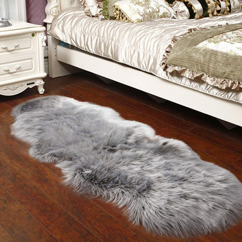 Tapis gris Novelty Vinaya, Nouveauté 2 pi x 6 pi