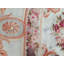 Tapis à poils longs antique à motif de médaillon floral français