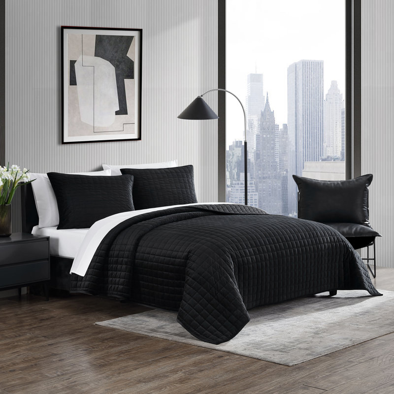 Vera Wang Diamond Velvet Quilt Set, King Quilt + 2 King Shams, Black