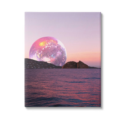 «Disco Ball Sunset», art mural par Lil 'Rue