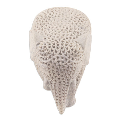 Darreio Figurines & Sculptures