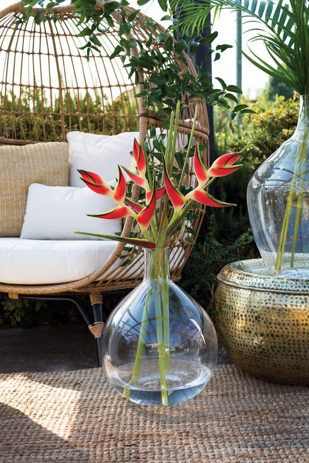 Armino 19.75'' Glass Table Vase
