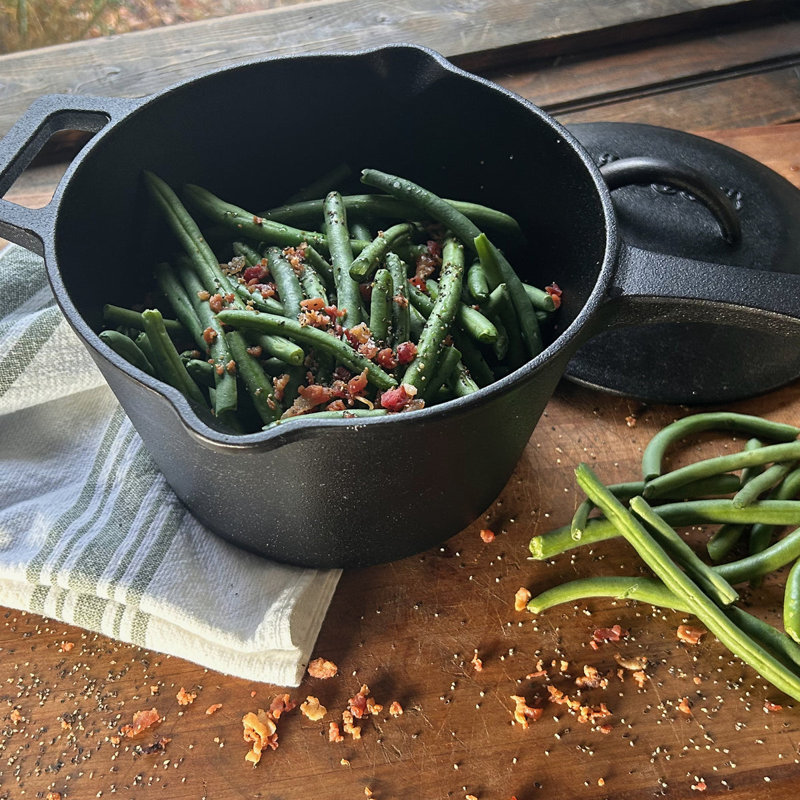 2.5-Qt Cast Iron Covered Pot