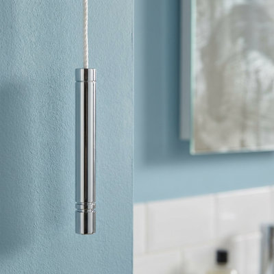 Pencil Light Pull