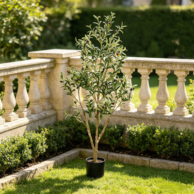Olive artificielle 5 pi dans un pot en plastique noir, 60 po de hauteur plantes vertes artificielles en pot pour la décoration de mariage de jardin