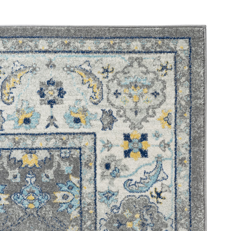 Chelsea Grey and Ivory 5' x 7' Stain-Resistant Synthetic Area Rug