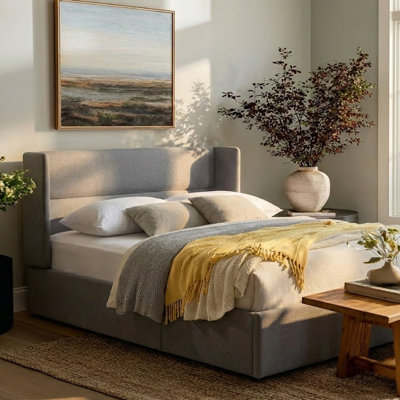 Gaillarde Hydraulic Lift Up Storage Upholstered Platform Bed
