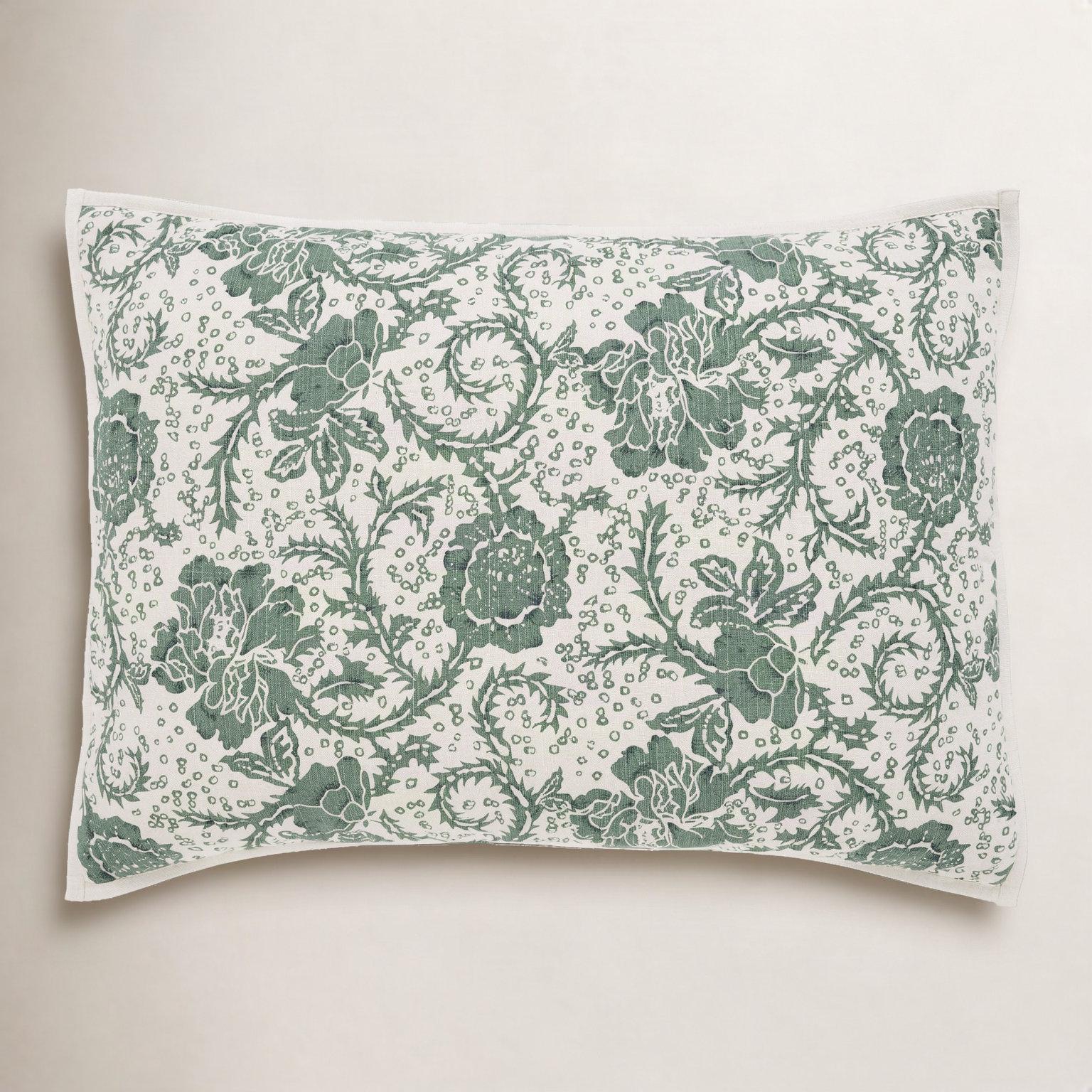 Daphnee Cotton Shams, Standard / Twin