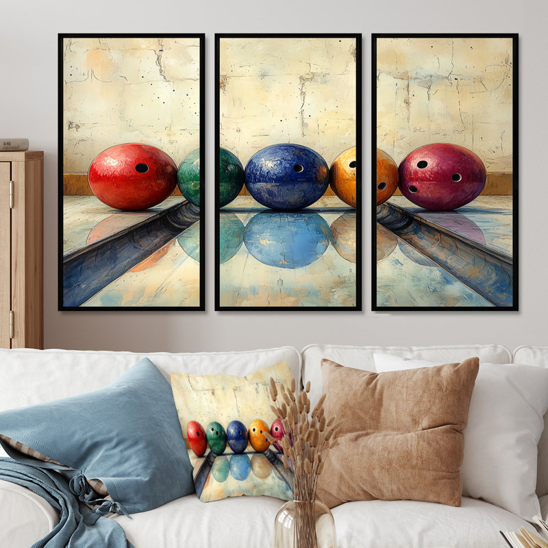 «Bowling Ball Beauty I» - ensemble de reproductions d'art mural, Toile avec cadre flottant noir, H 32 po x l 48 po x P 1 po