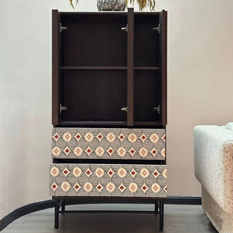Commode française rétro peinte à la main