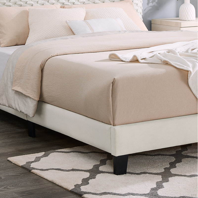 Lit plateforme tapissier Findlay Plush 3D colombe blanche, Grand lit