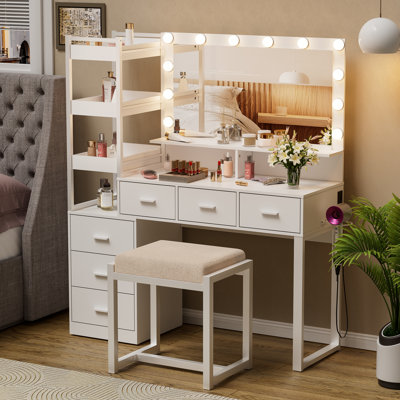 Ipava Vanity Set With Lighted Mirror, Makeup Vanity