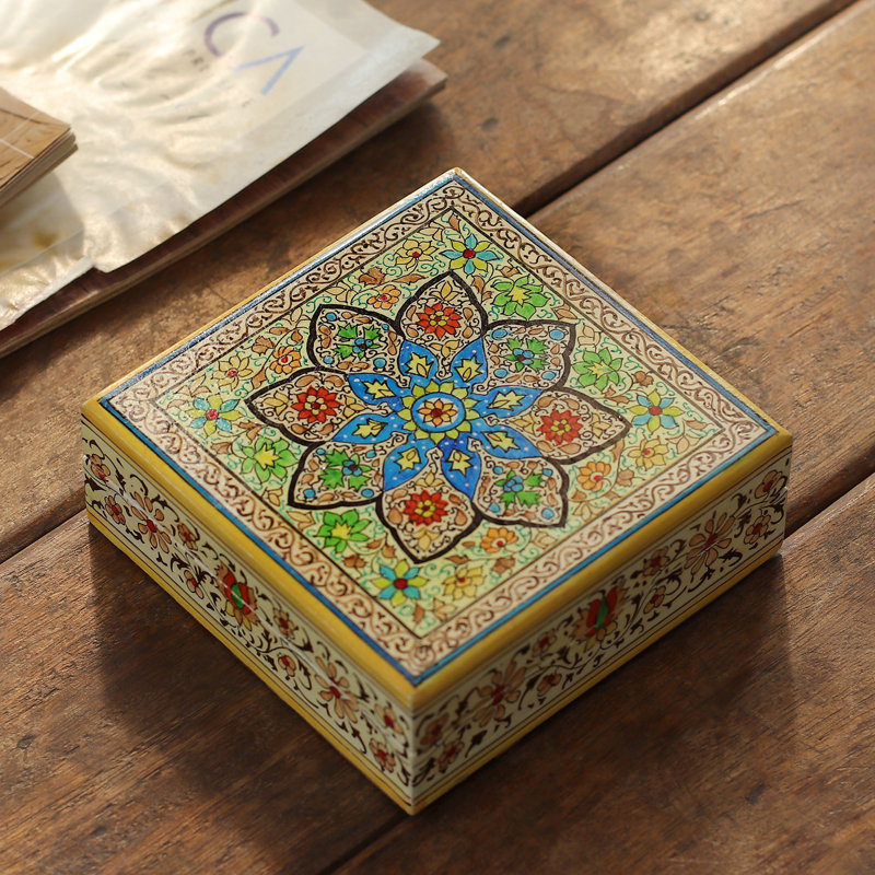  Boîte décorative faite à la main en papier mâché