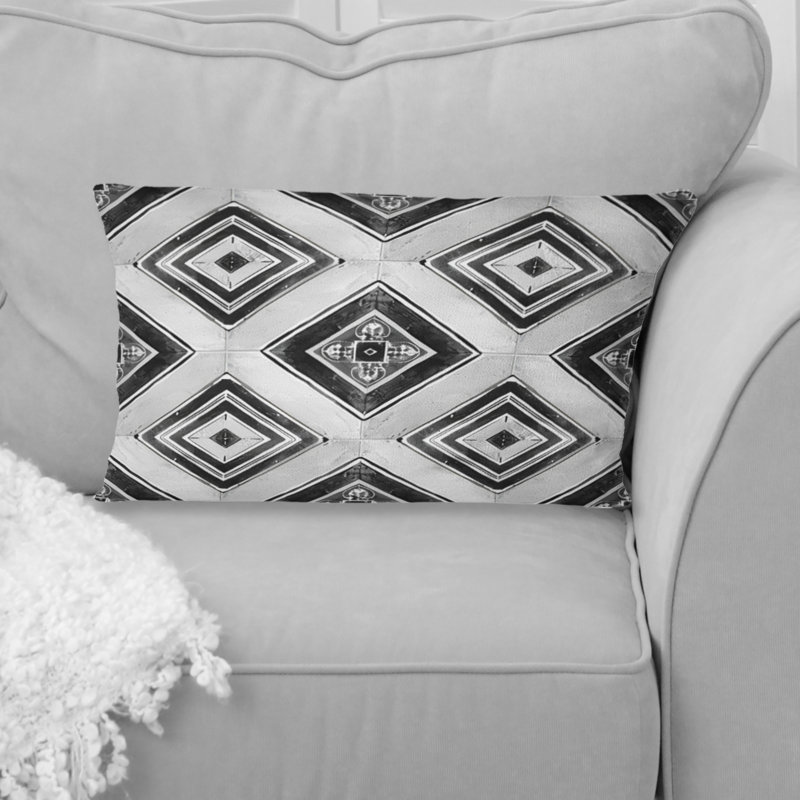 Coussin lombaire transitionnel noir et blanc II