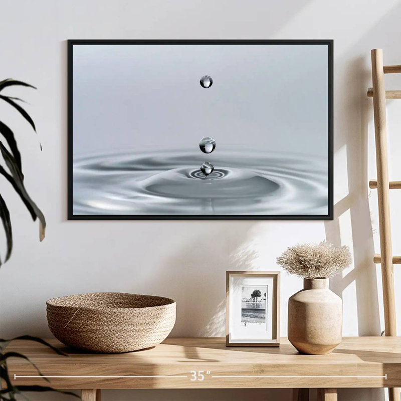 Gouttes dans l'eau, 25 po x 17 po, Cadre flottant noir