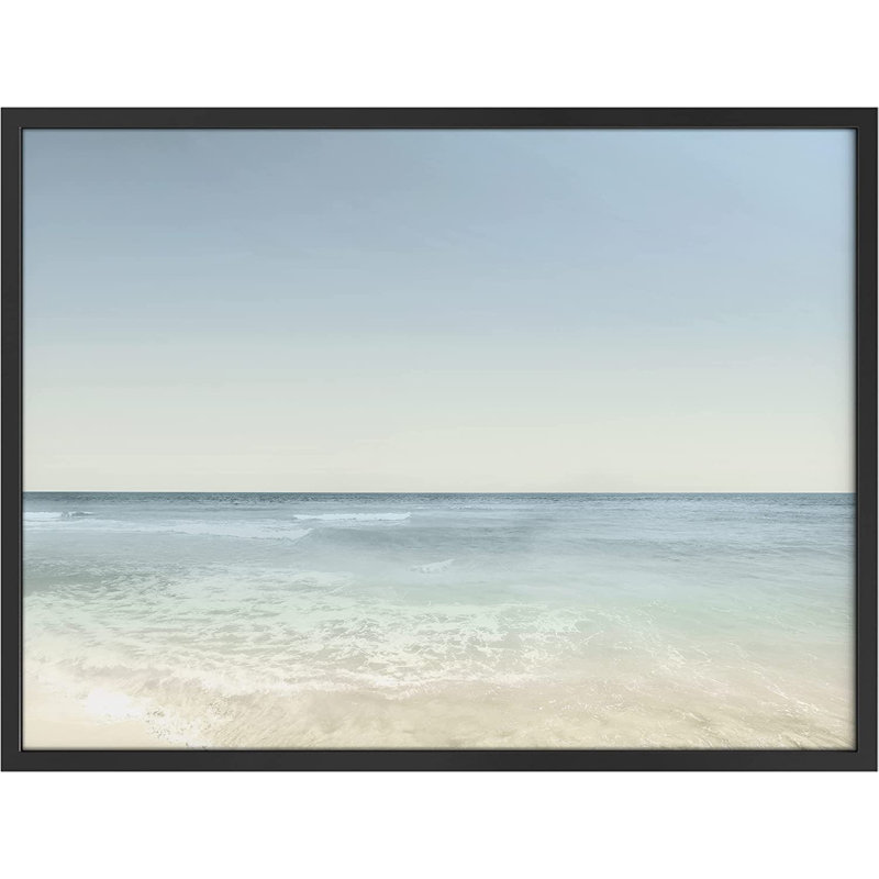 «Sandy Beach with Horizon and Waves Coastal Ocean», photographie d'un seul cadre, Cadre noir