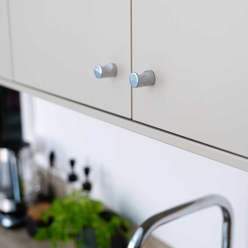 Knob, Black