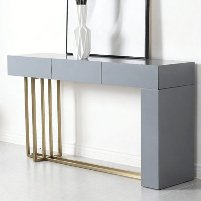 Console légère et luxueuse