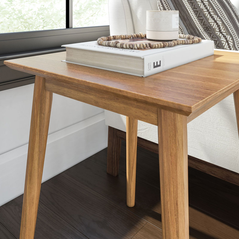 Table de bout Leaford, H 24 po x l 20,25 po x P 20,25 po, Pacanier