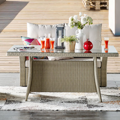 Couchtisch aus Rattan