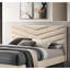 Lit simple beige avec tête de lit et cadre Mid-Century-1310246626