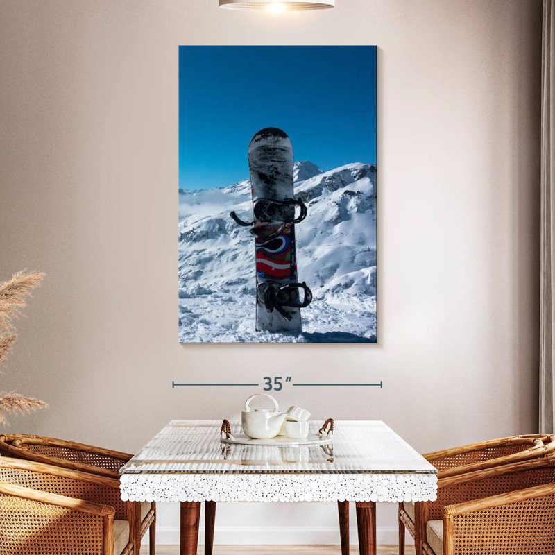 Sirci Snowboard dans la neige, H 51 po x l 34 po