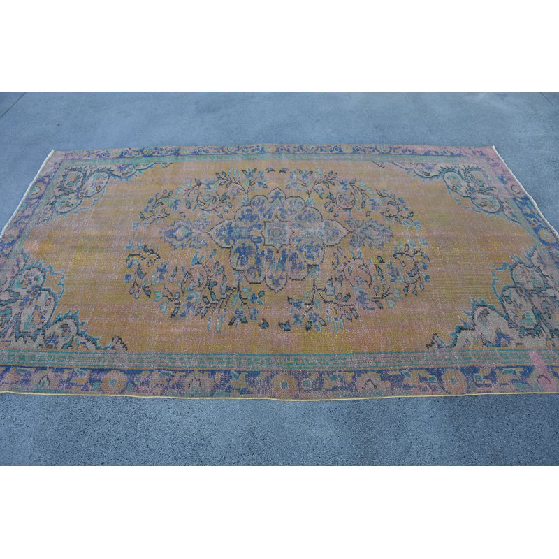 Tapis jaune classique en laine 60,2 x 97,6 pouces