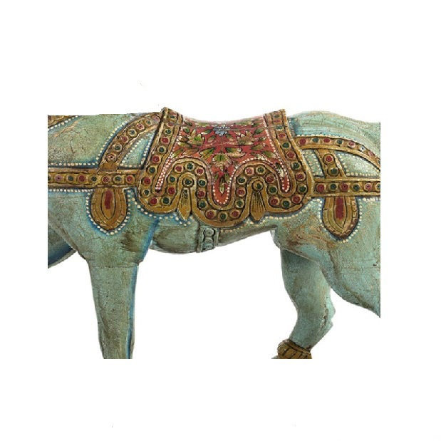 Figurines & Sculptures