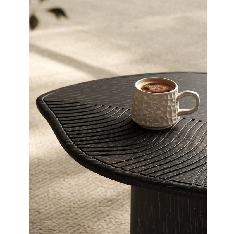 Table basse de style rétro français