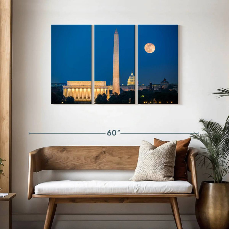 Sireci DC, 28" H x 45" W