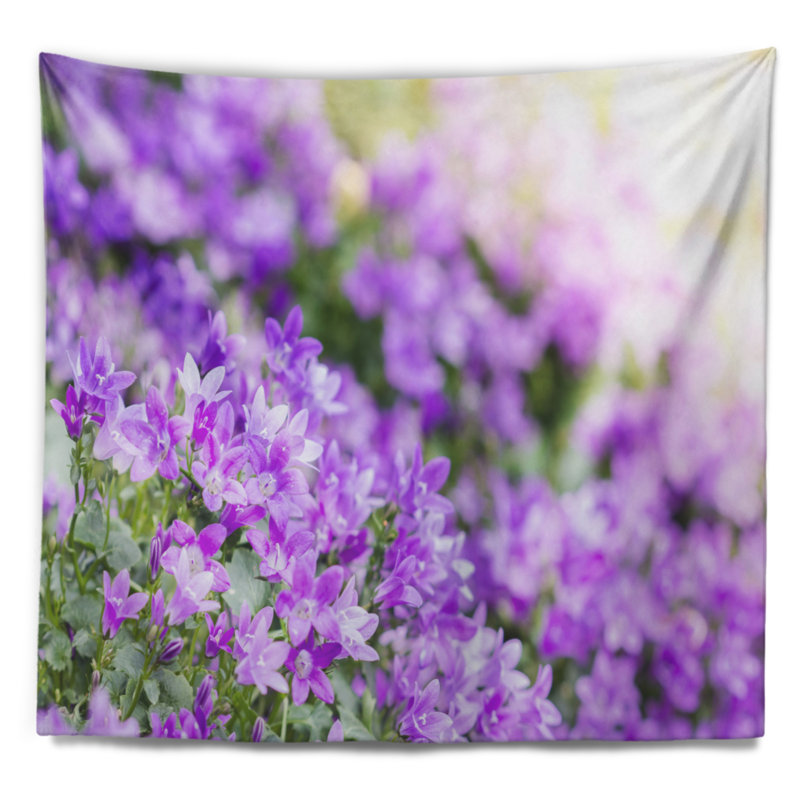 Magnifique tapisserie florale Campanula, H 32 po x l 39 po