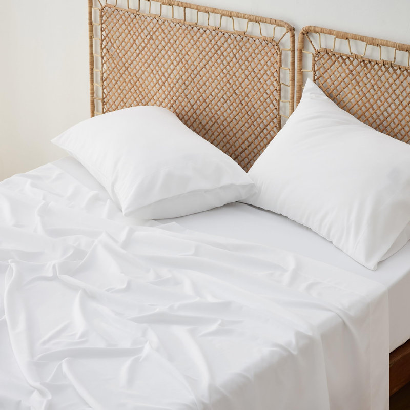 Bedsure Polyester & Rayon Derived from Bamboo Sheets, Queen Sheet Set with 2 Pillowcases, Off White