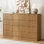 Commode cannelée pour chambre à coucher avec 8 tiroirs, commode moderne de 55 po de largeur avec poignée en métal