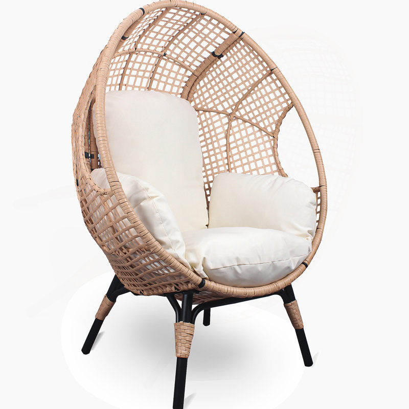 Fauteuil à œufs en rotin exquis pour une détente et un style ultimes