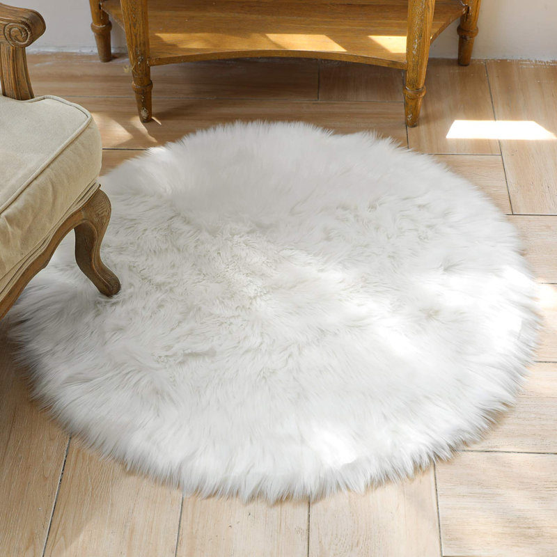 Tapis blanc à poils longs Haja Fluffy, Rond 4 pi