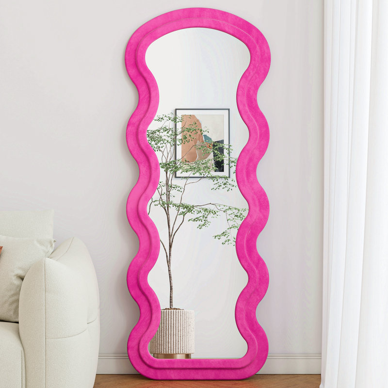 Miroir de plancher en flanelle pleine longueur rose pour suspendre ou contre le mur d'une chambre à coucher