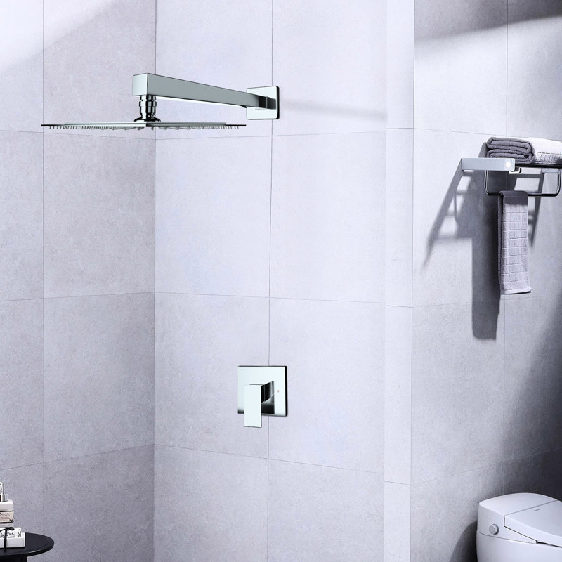 Robinet de douche mural en apparence