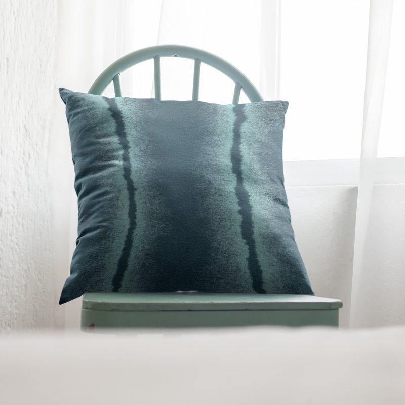 Housse de coussin carré en polyester / mélange de polyester Fluffy Fields, Bleu sarcelle, 20 po x 30 po, Rectangulaire