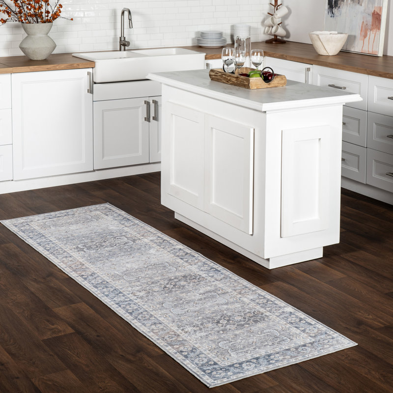 Tapis persan antitache Ivette, Tapis de couloir 2 pi 6 po x 8 pi