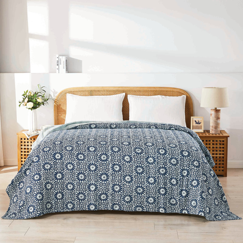 Handstitched Flower Kantha Coverlet, Queen Coverlet/Bedspread