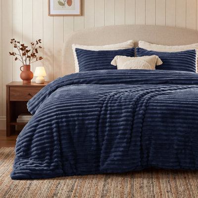 Bedsure Queen Size Comforter Sets - 3-Piece Double-Sided Fleece Fluffy Navy Bedding, Cozy Striped Aesthetic for Modern & Guest Bedrooms, All-Season Luxury Home Decor